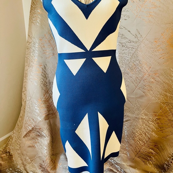 Bcbg color block dress - Picture 2 of 3